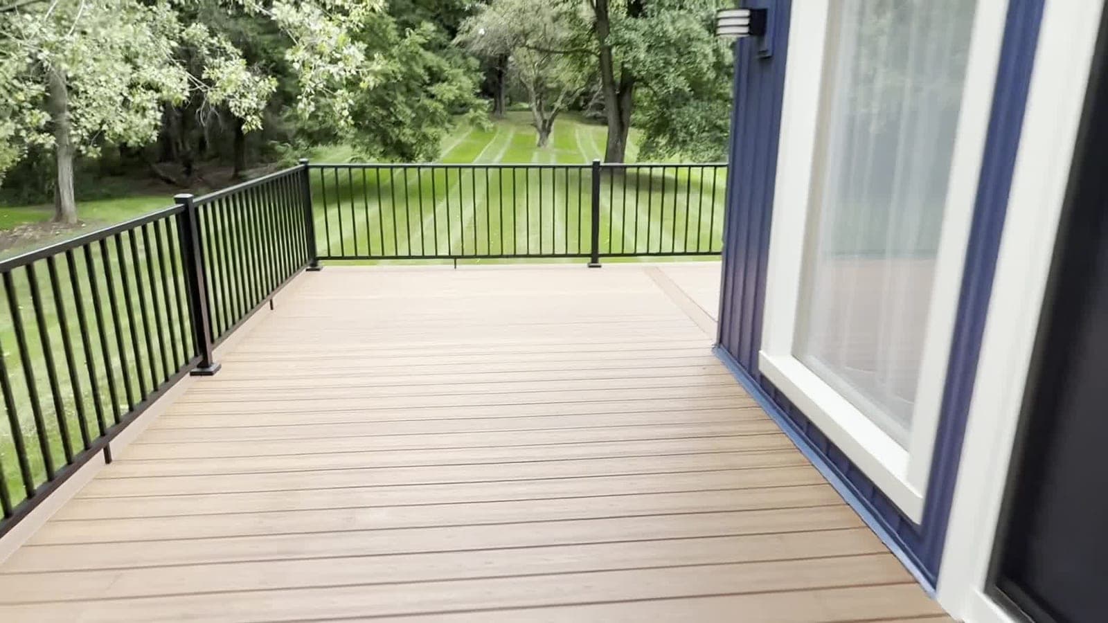New composite deck with aluminum railing